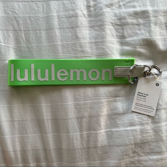 lululemon athletica Accessories Green Lululemon Never Lost Keychain